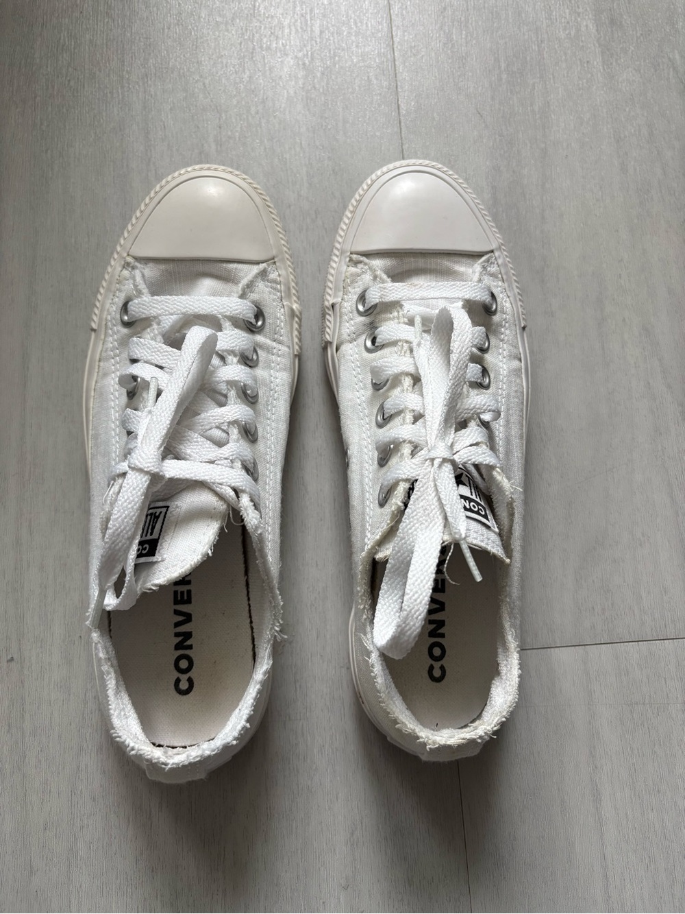 Converse Women’s White Low-Top Canvas Sneakers